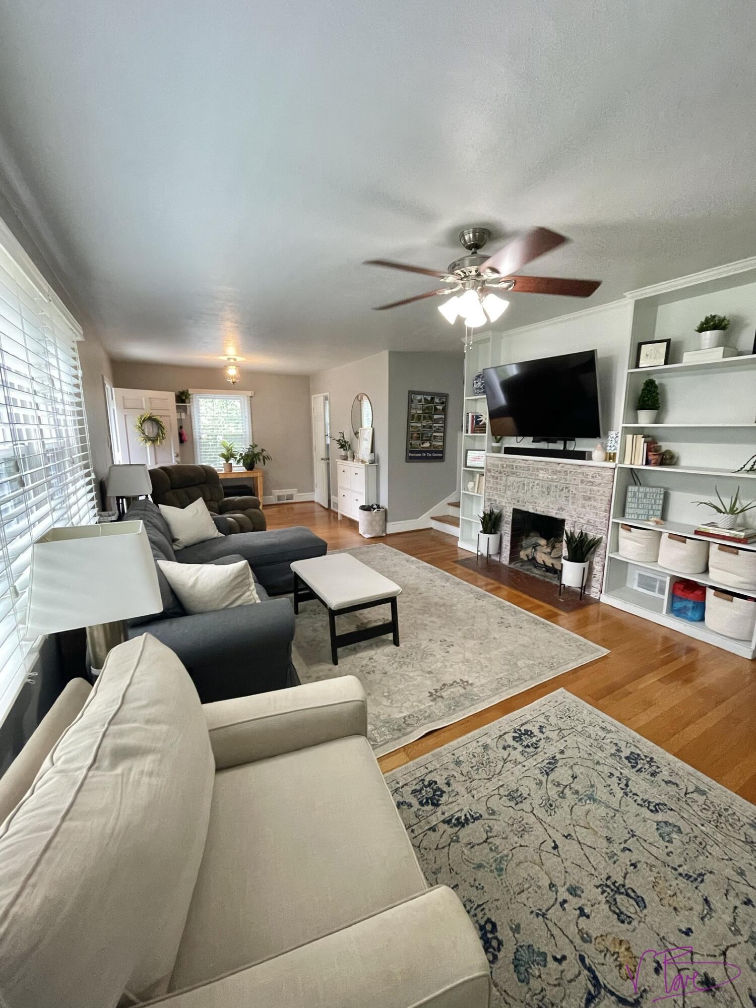 1104 Highland Road Salem, VA 24153 - Photo 14 of 49 A5771C1B-2389-4457-AB35-AB03B68BBBCD