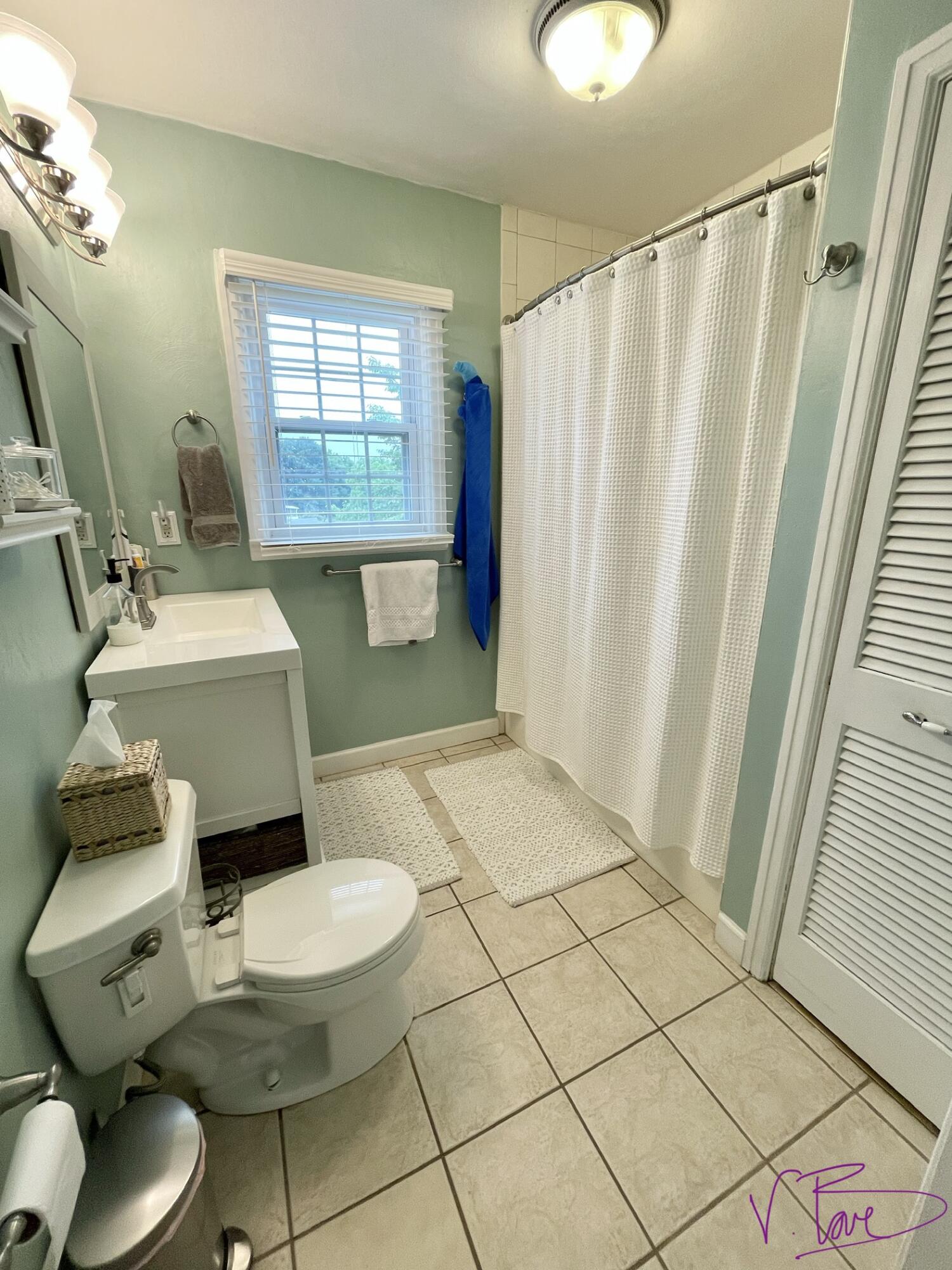 1104 Highland Road Salem, VA 24153 - Photo 35 of 49 Remodeled upper level bathroom