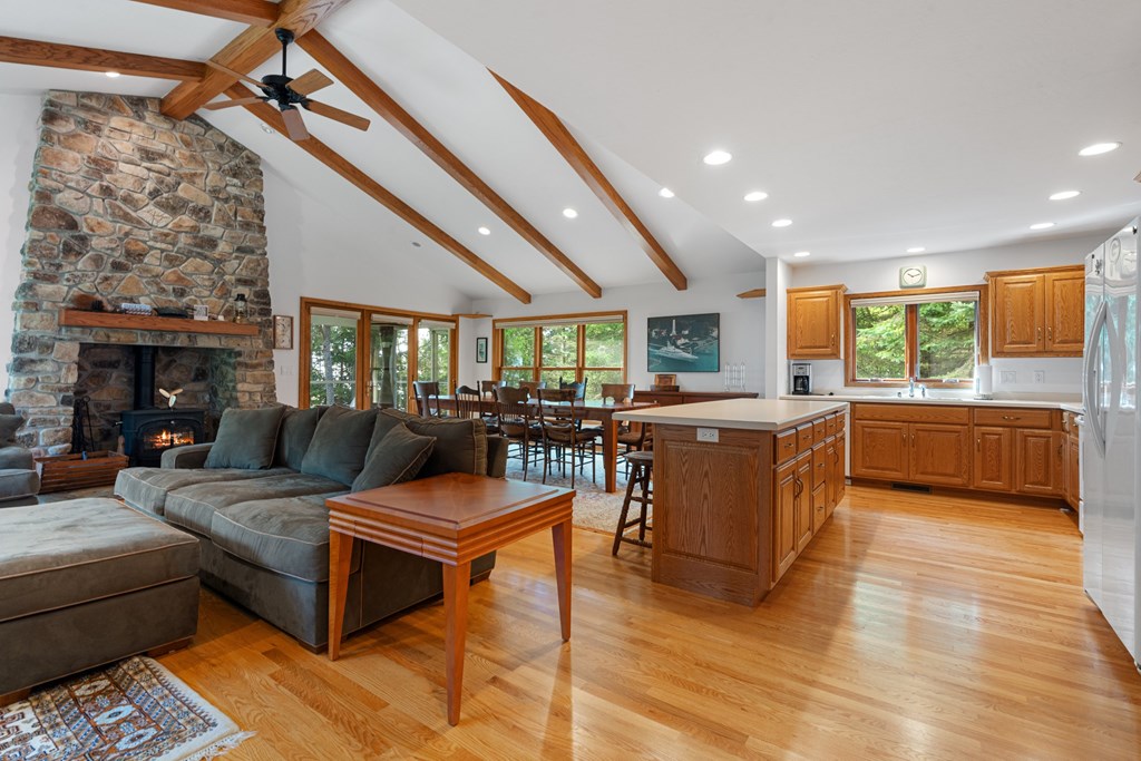 1650 Helmholz Road Sturgeon Bay, WI 54235 - Photo 8 of 48 Gallery Image 8