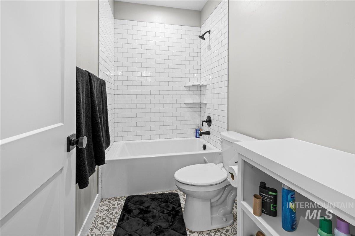 14947 Red Barn Court Caldwell, ID 83607 - Photo 23 of 46