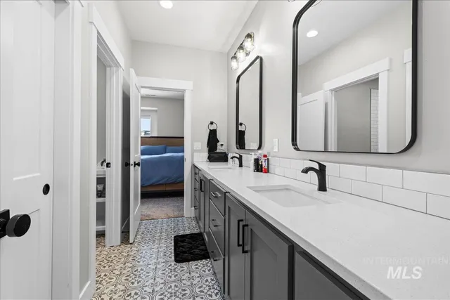 $1,225,000 | 14947 Red Barn Court, Caldwell, ID 83607