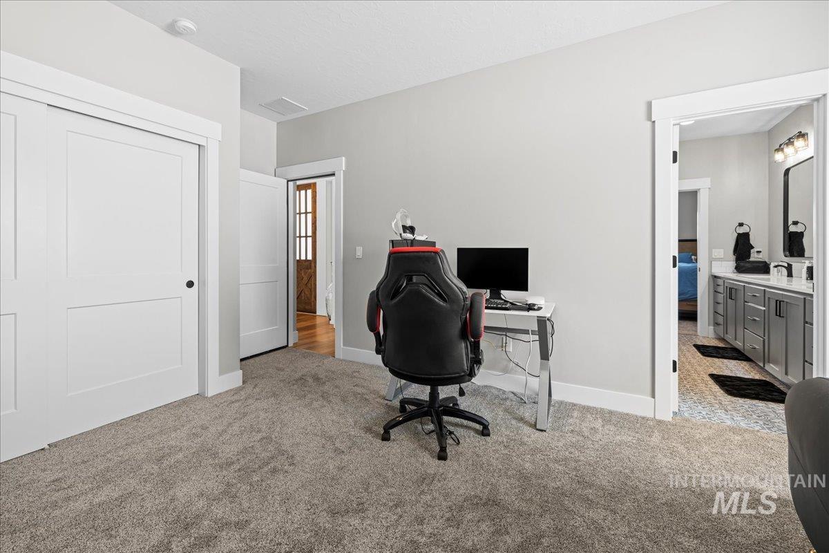 14947 Red Barn Court Caldwell, ID 83607 - Photo 27 of 46