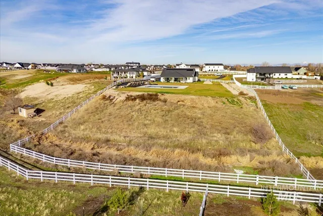 $1,225,000 | 14947 Red Barn Court, Caldwell, ID 83607