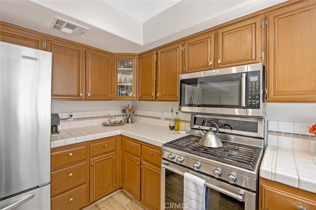 5340 Las Virgenes Road, Unit 4 Calabasas, CA 91302 - Photo 25 of 46