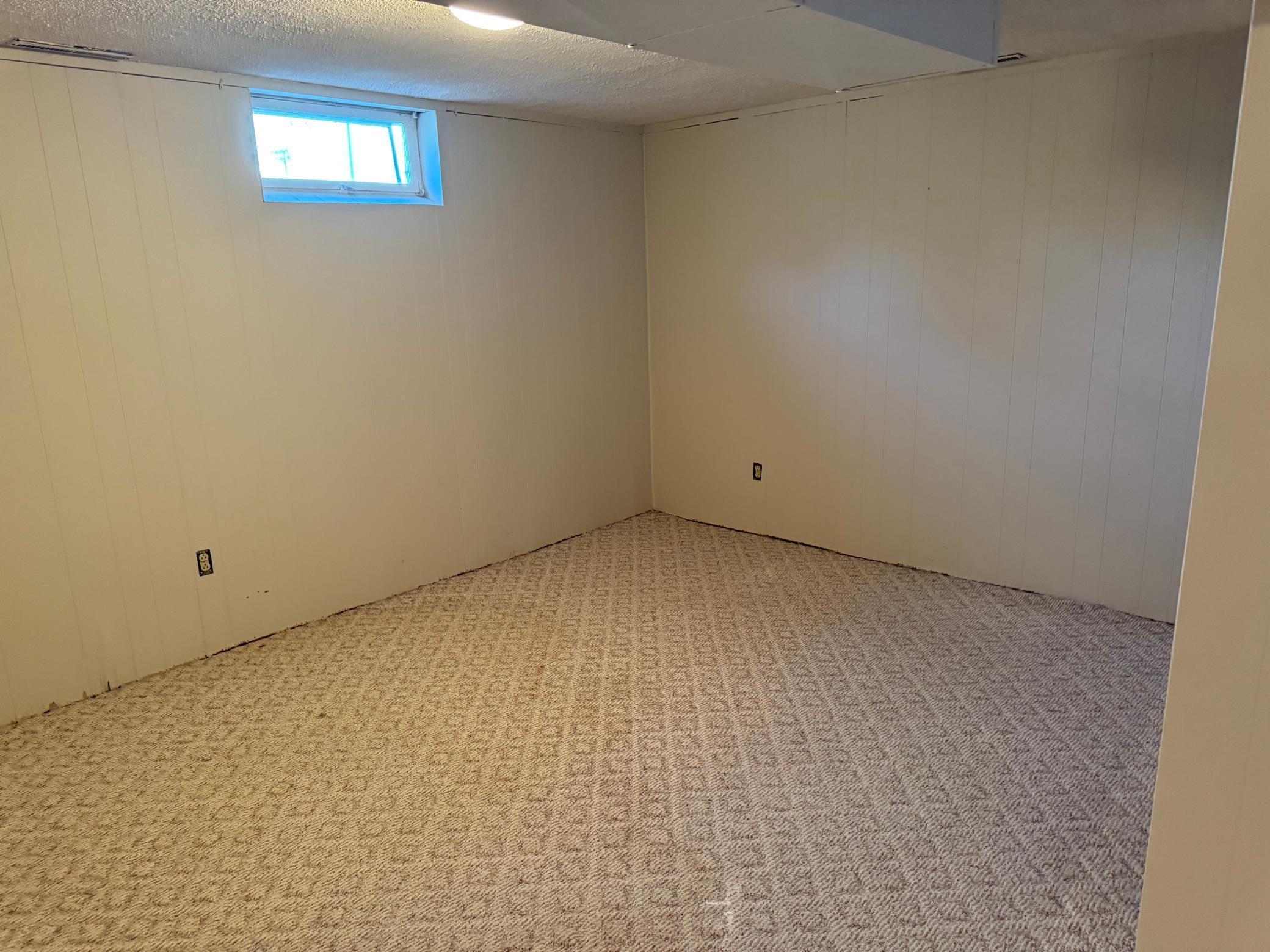 110 East Stokes Avenue Badger, MN 56714 - Photo 17 of 18