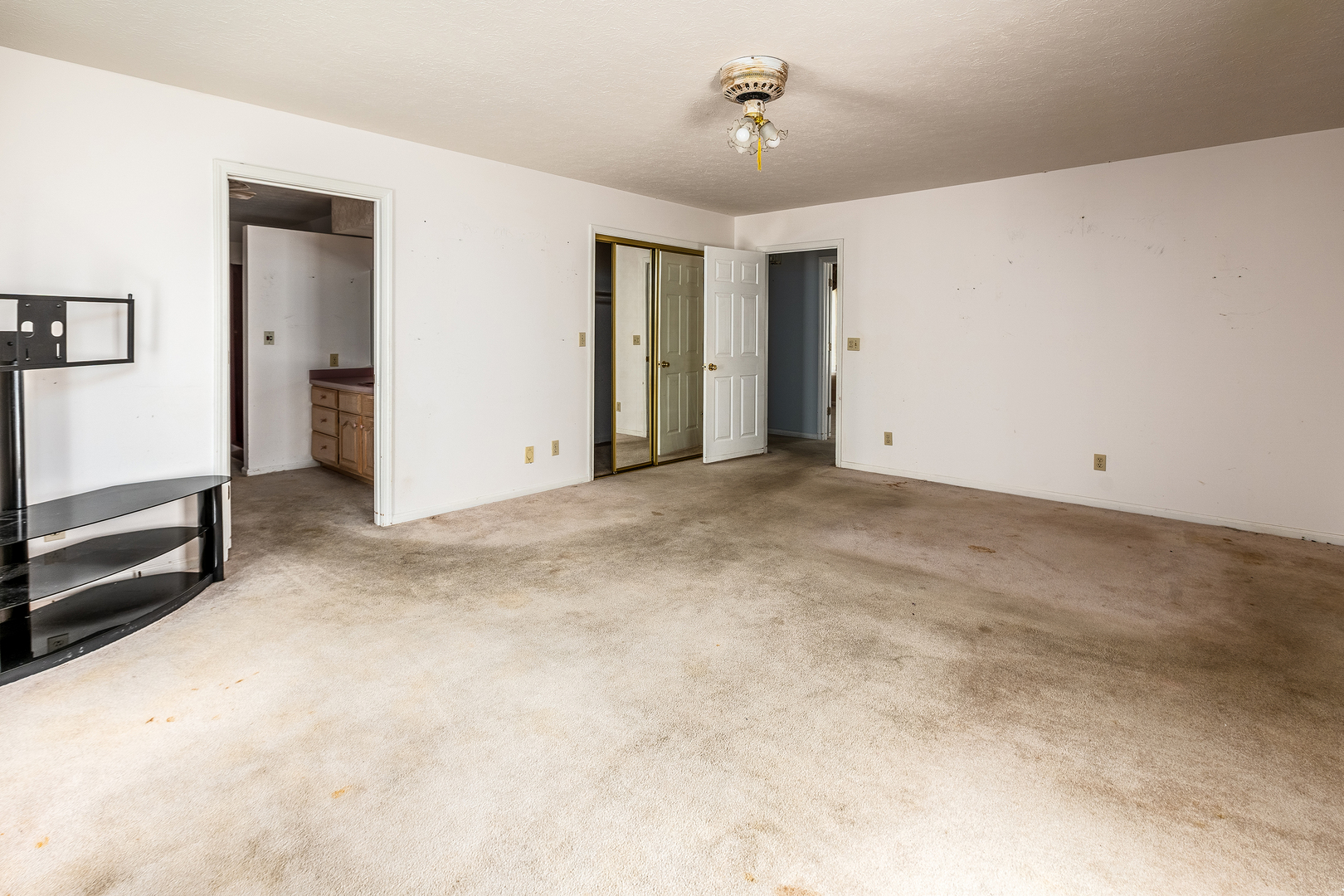 1090 Old Rte 146 Loop Vienna, IL 62995 - Photo 16 of 42 Gallery Image 16