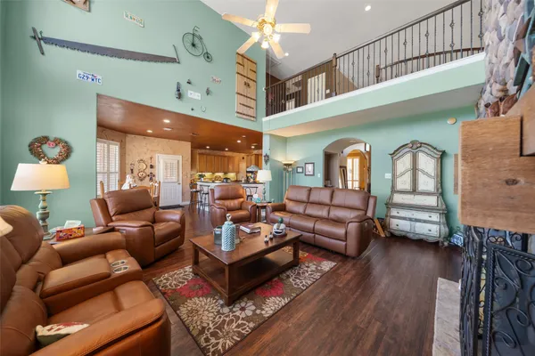 $899,900 | 26110 Cross Hollow Lane, Cypress, TX 77433