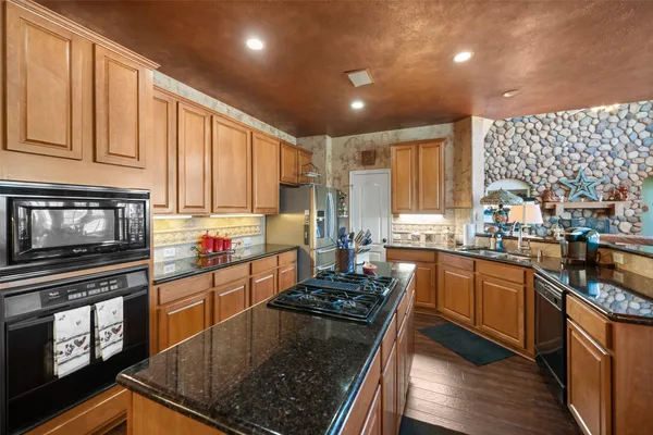 $899,900 | 26110 Cross Hollow Lane, Cypress, TX 77433