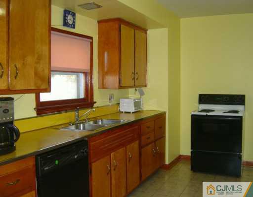 1795 Amwell Road Somerset, NJ 08873 - Photo 4 of 7 Gallery Image 4