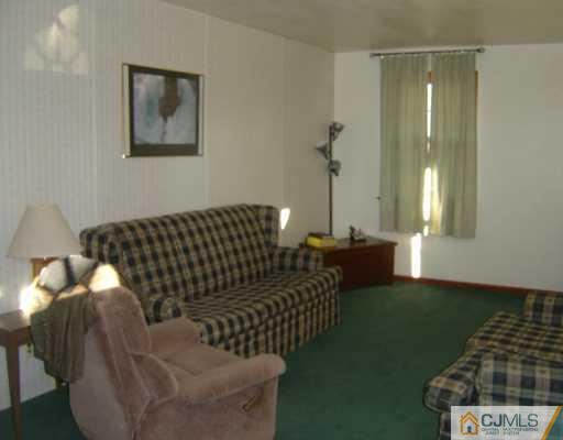 1795 Amwell Road Somerset, NJ 08873 - Photo 5 of 7 Gallery Image 5