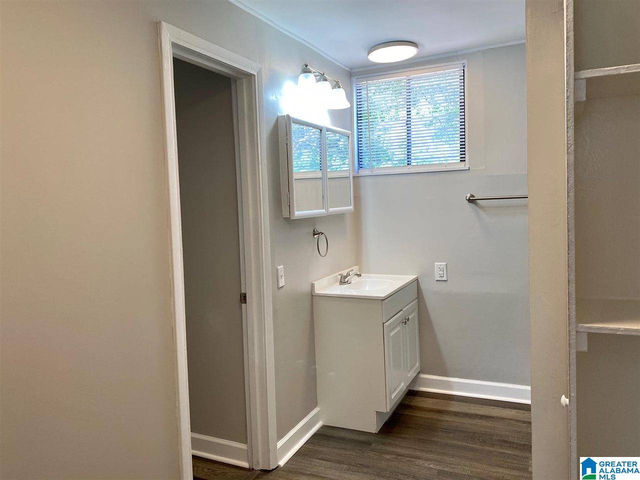 528 Lovett Street Midfield, AL 35228 - Photo 23 of 33