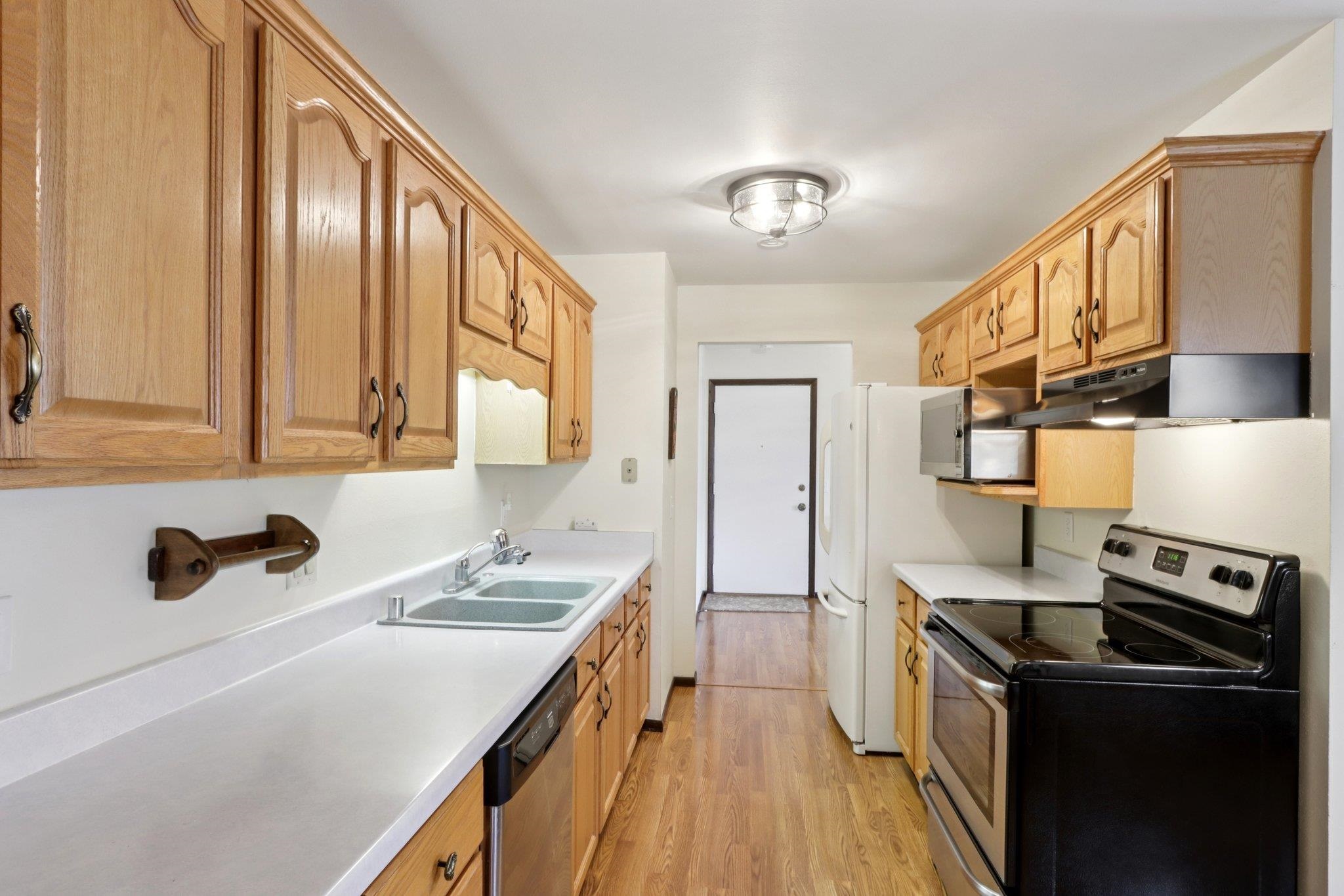 5522 Century, Unit 3 Middleton, WI 53562 - Photo 19 of 43