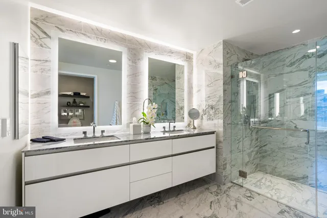 $2,200,000 | 1781 North Pierce Street, Unit 1201, Arlington, VA 22209