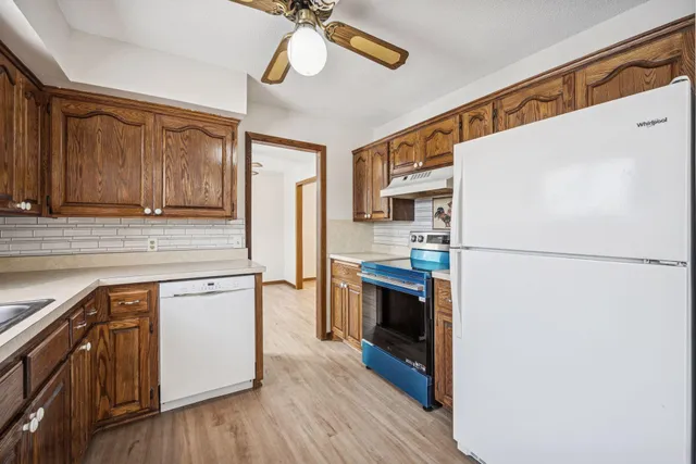 $529,900 | 7050 Pioneer Trail, Greenfield, MN 55357