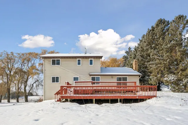 $529,900 | 7050 Pioneer Trail, Greenfield, MN 55357