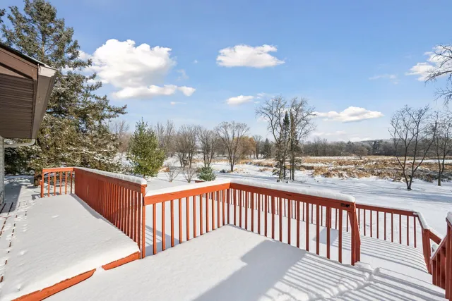 $529,900 | 7050 Pioneer Trail, Greenfield, MN 55357