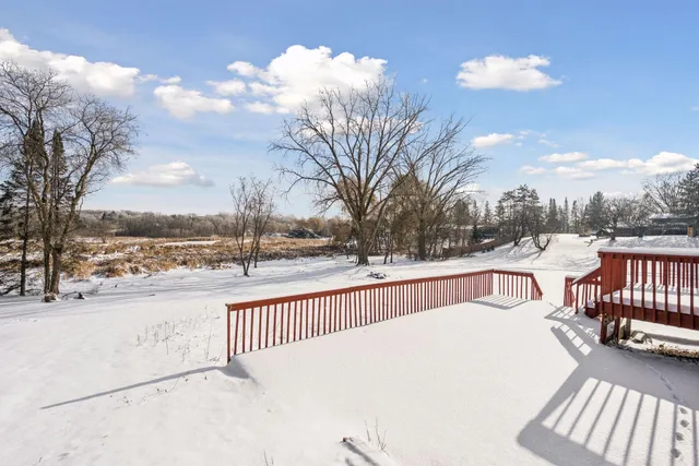 $529,900 | 7050 Pioneer Trail, Greenfield, MN 55357