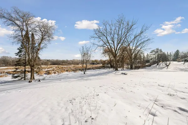 $474,900 | 7050 Pioneer Trail, Greenfield, MN 55357