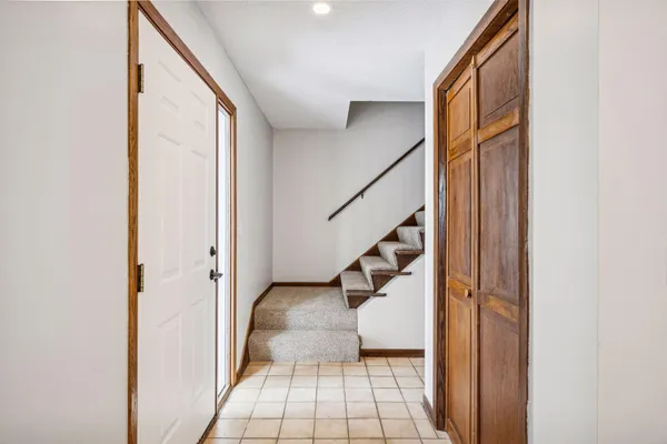 $474,900 | 7050 Pioneer Trail, Greenfield, MN 55357