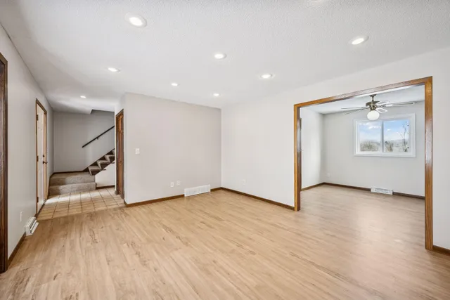 $529,900 | 7050 Pioneer Trail, Greenfield, MN 55357