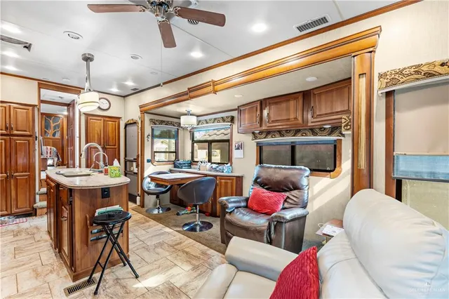 $84,000 | 2070 Cordoba East, Mercedes, TX 78570