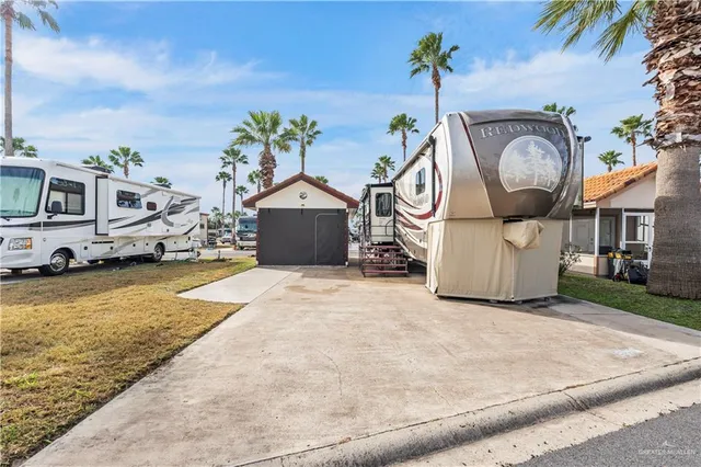 $84,000 | 2070 Cordoba East, Mercedes, TX 78570