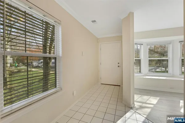 $3,300 | 2109 Henry Court, Mahwah, NJ 07430