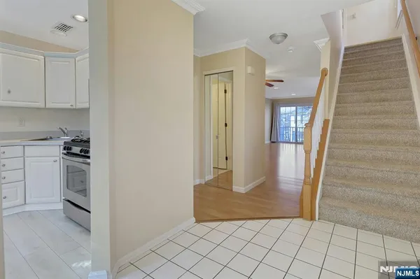 $3,300 | 2109 Henry Court, Mahwah, NJ 07430
