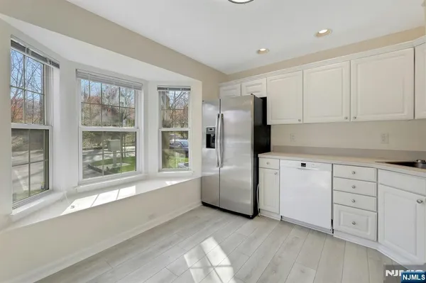 $3,300 | 2109 Henry Court, Mahwah, NJ 07430