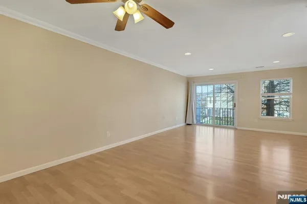 $3,300 | 2109 Henry Court, Mahwah, NJ 07430