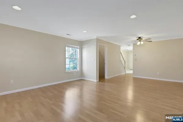 $3,300 | 2109 Henry Court, Mahwah, NJ 07430