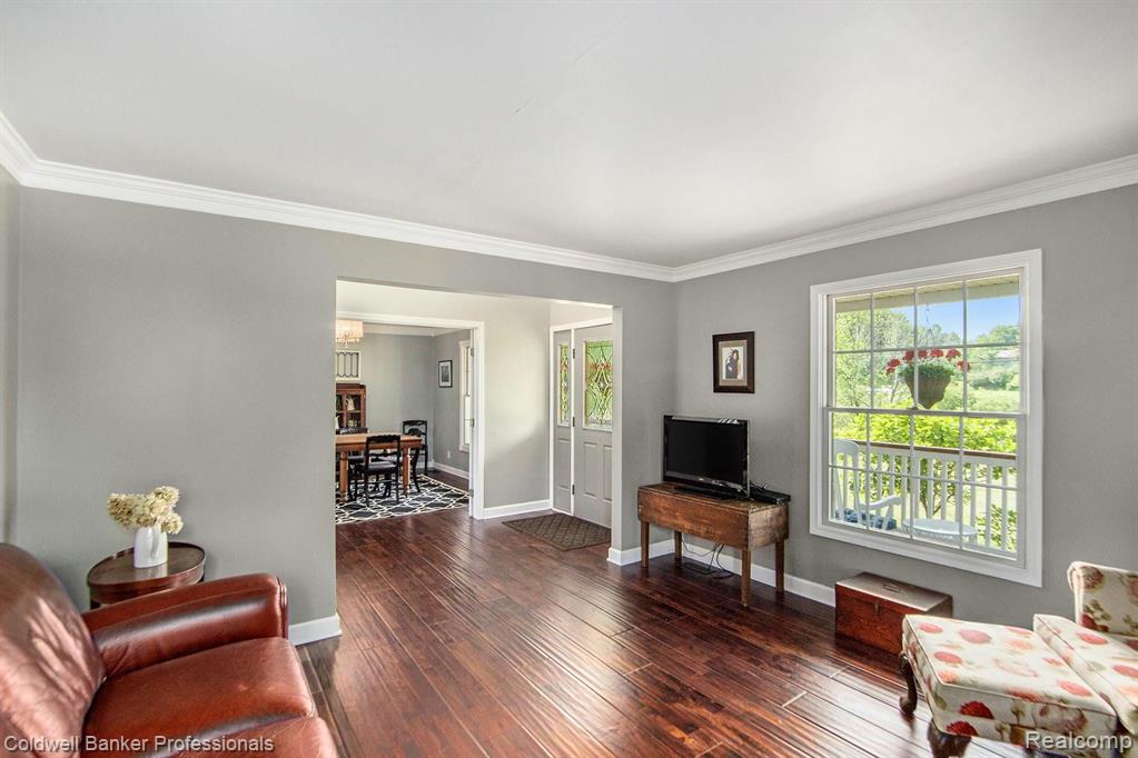 4484 Davison Road Lapeer, MI 48446 - Photo 5 of 64