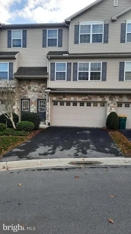 $2,100 | 217 Antilles Court, Mechanicsburg, PA 17050