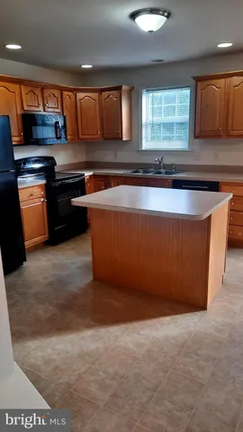 $2,100 | 217 Antilles Court, Mechanicsburg, PA 17050