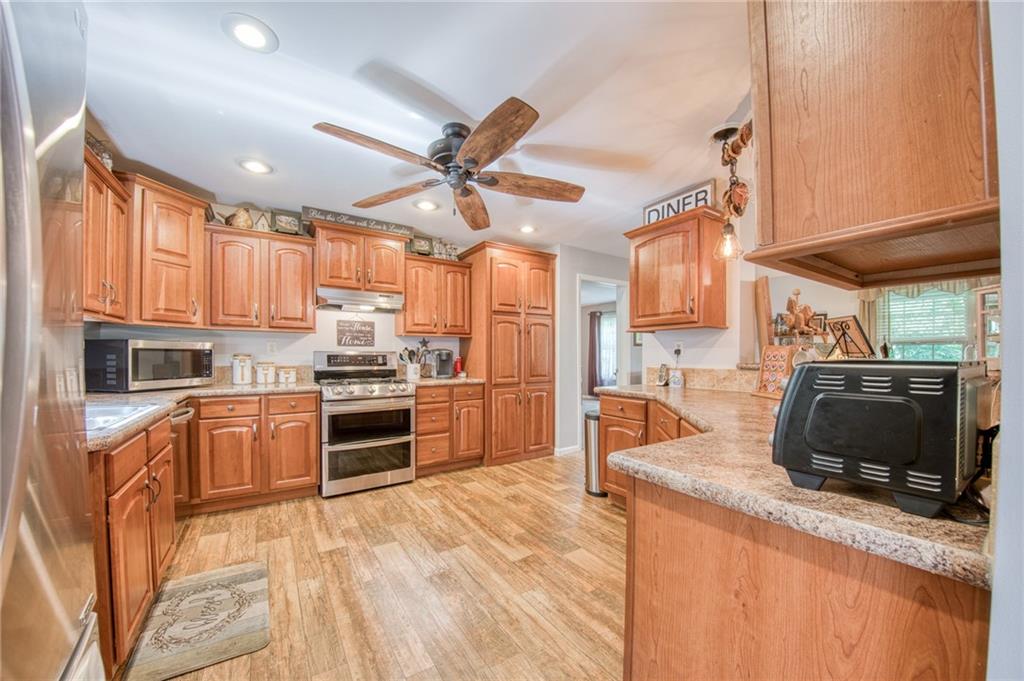 201 Magill Road Zelienople, PA 16063 - Photo 12 of 46