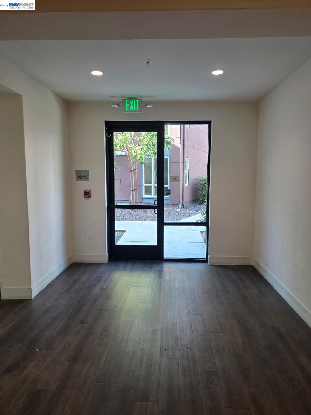 380 Riesling Avenue, Unit 33 Milpitas, CA 95035 - Photo 3 of 6
