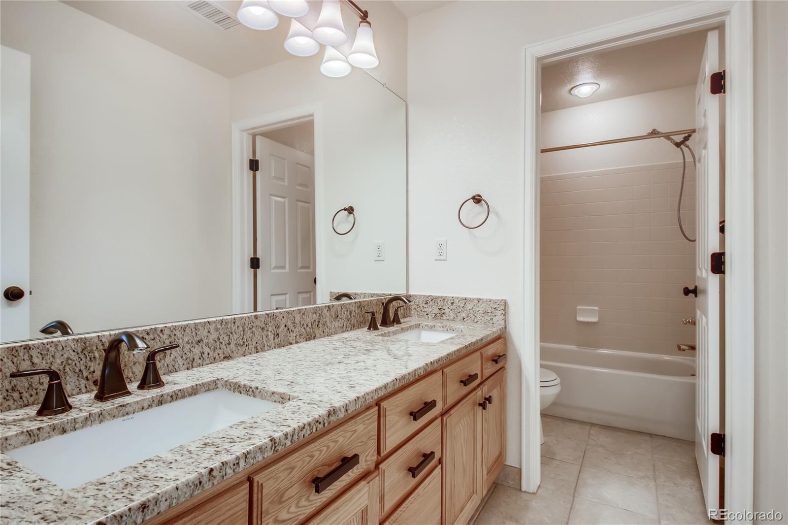 10565 Laurelglen Circle Highlands Ranch, CO 80130 - Photo 28 of 39