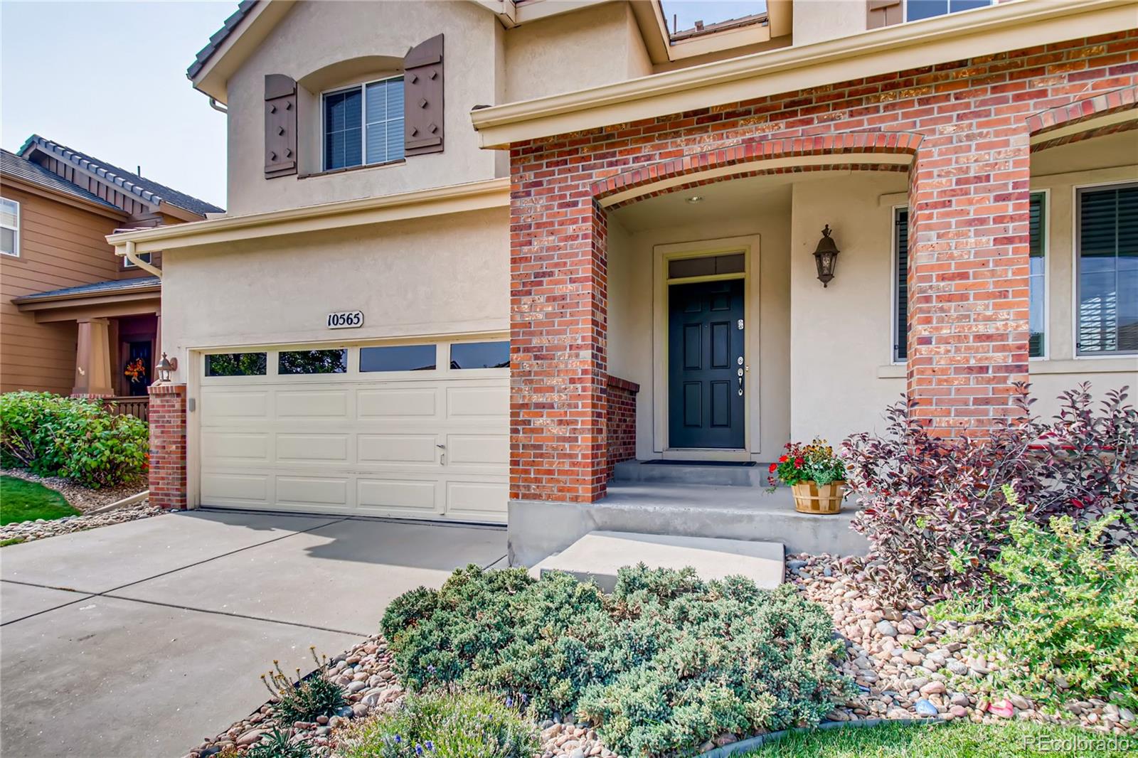 10565 Laurelglen Circle Highlands Ranch, CO 80130 - Photo 3 of 39