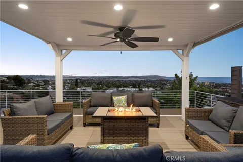 $5,250,000 | 1269 Van Nuys Street, San Diego, CA 92109