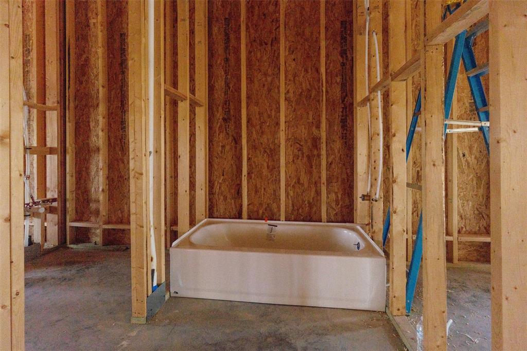 1405 Red Rock Road Hewitt, TX 76643 - Photo 10 of 25 Additional content