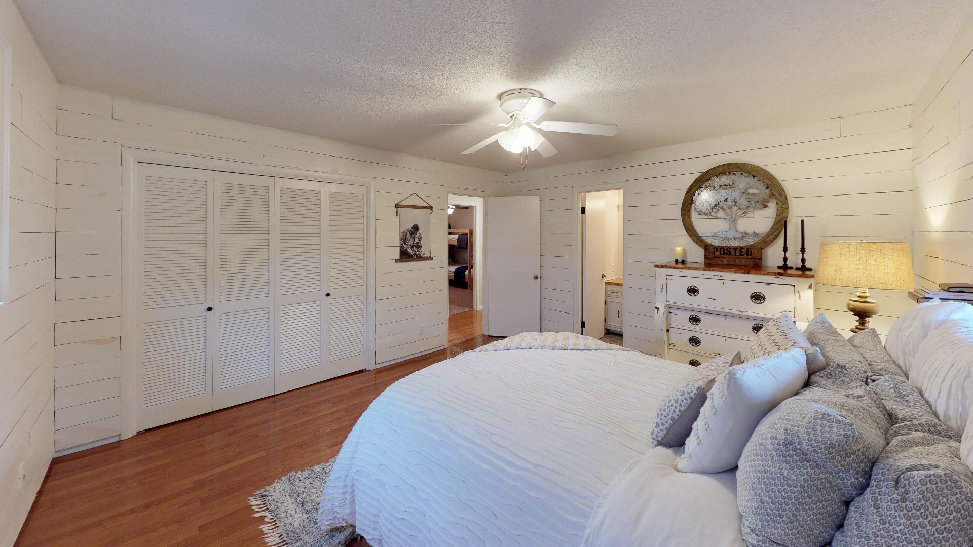 3079 Oakland Road Philadelphia, TN 37846 - Photo 26 of 39 3079-Oakland-Rd-Bedroom(6)