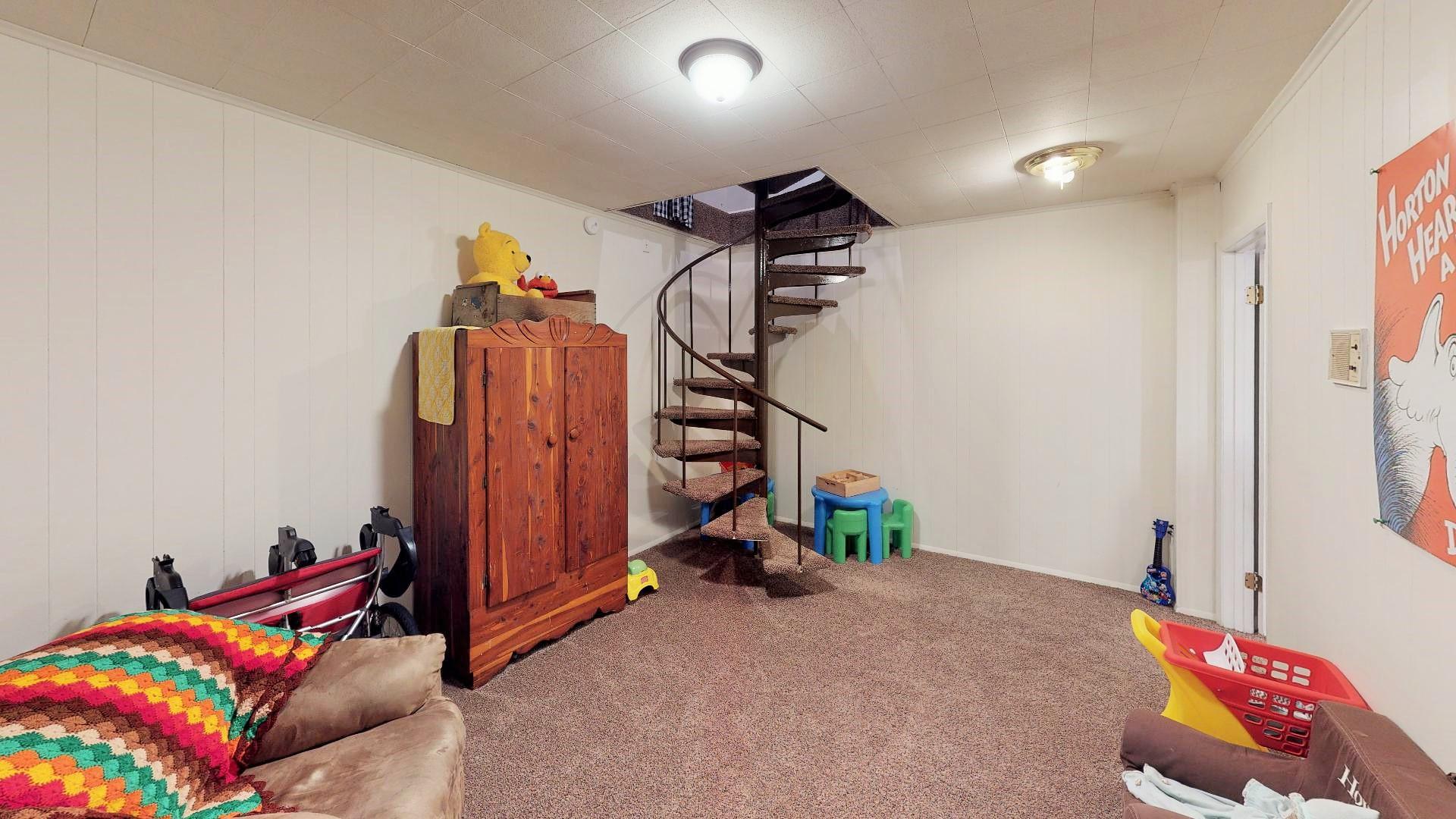 3079 Oakland Road Philadelphia, TN 37846 - Photo 31 of 39 3079-Oakland-Rd-Bedroom(4)