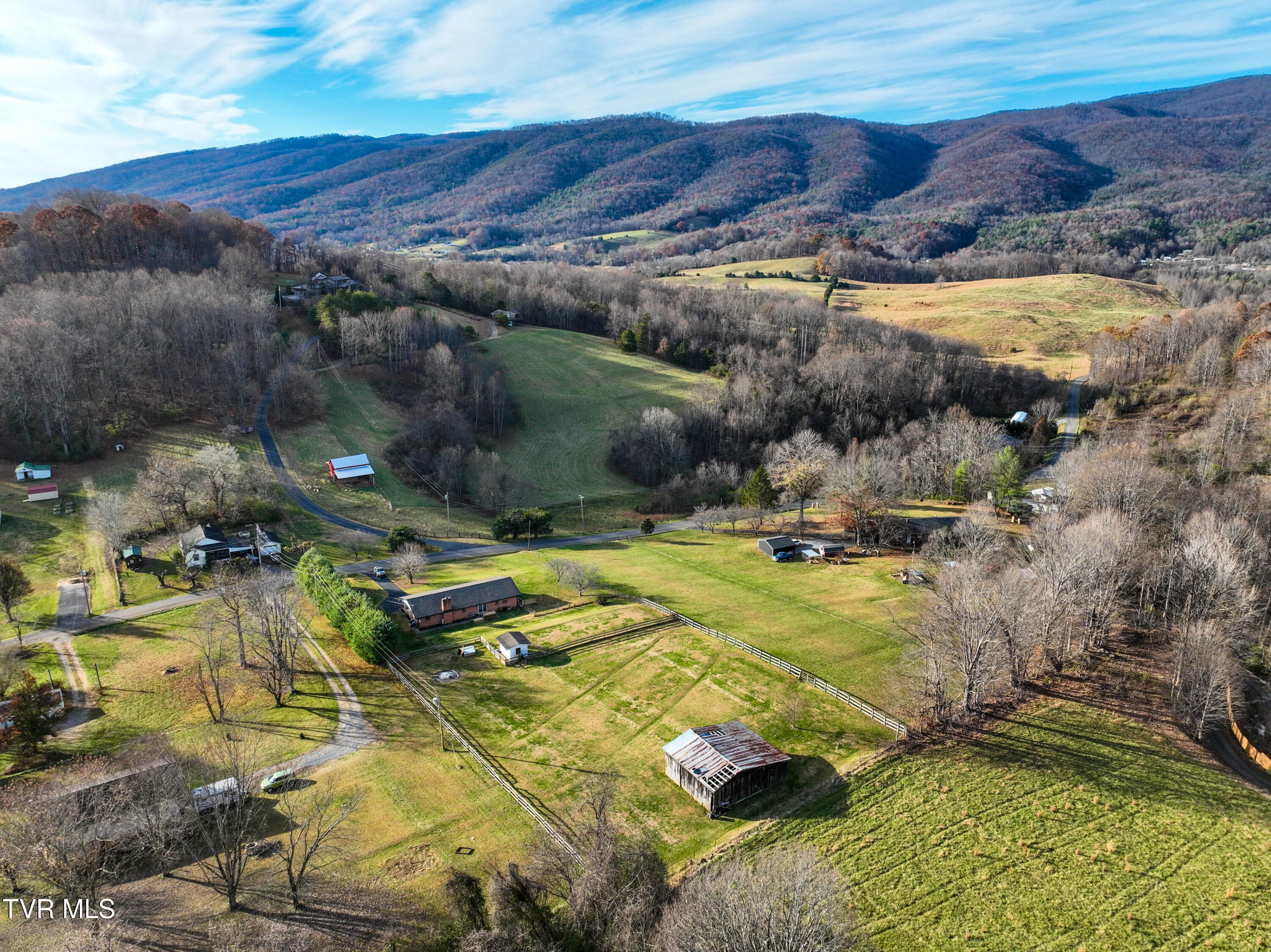 704 Willow Springs Road Elizabethton, TN 37643 - Photo 41 of 46 704 Willow Springs Rd Drone HUMPHREYS-2