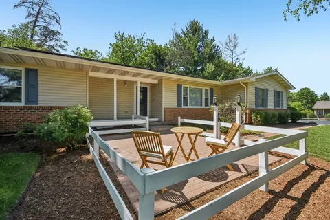 $469,000 | 6511 Sands Road, Crystal Lake, IL 60014