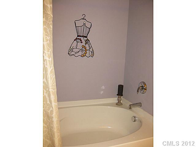 1414 River Run Road Lowell, NC 28098 - Photo 13 of 15 Gallery Image 13