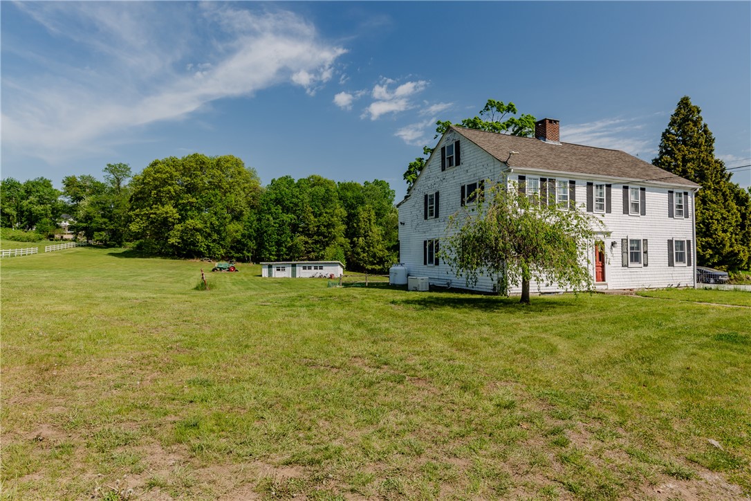 60 Colwell Road Smithfield, RI 02828 - Photo 4 of 40