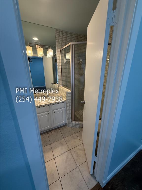 18240 Midway Road, Unit 606 Dallas, TX 75287 - Photo 23 of 25 a view of utility room with two washing machine