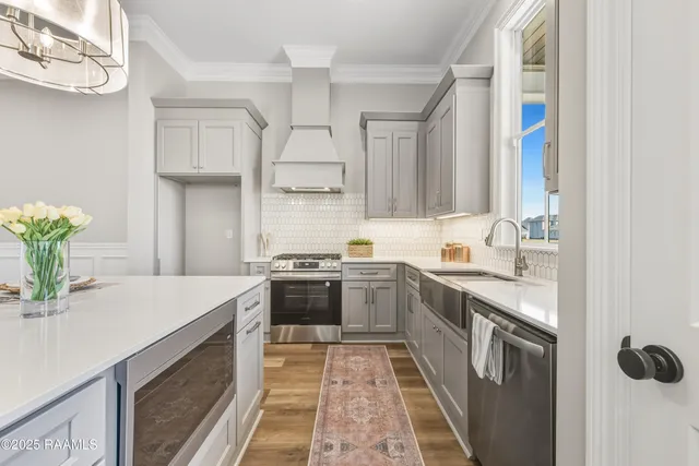 $384,999 | 202 Keystone, Scott, LA 70583