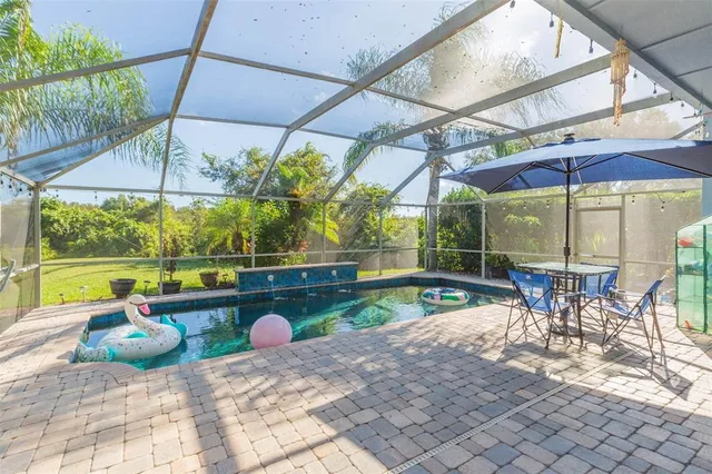 a view of a tennis court