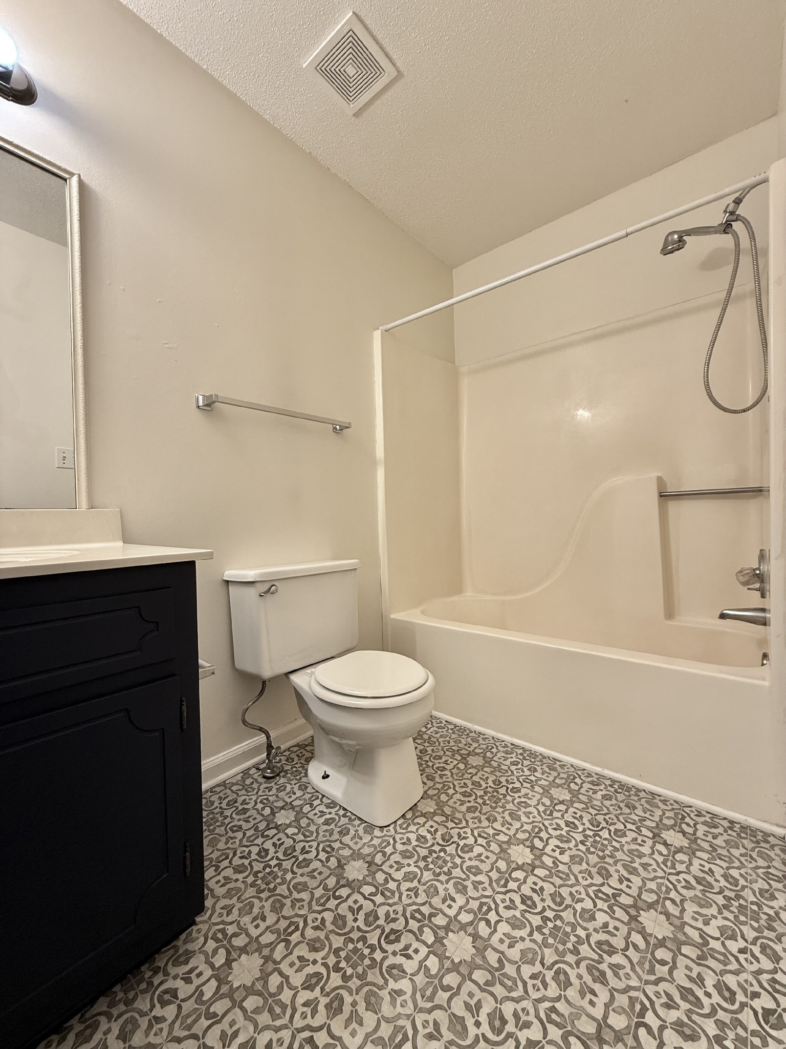 200 Mill Creek Road Clarksville, TN 37042 - Photo 8 of 18 Gallery Image 8